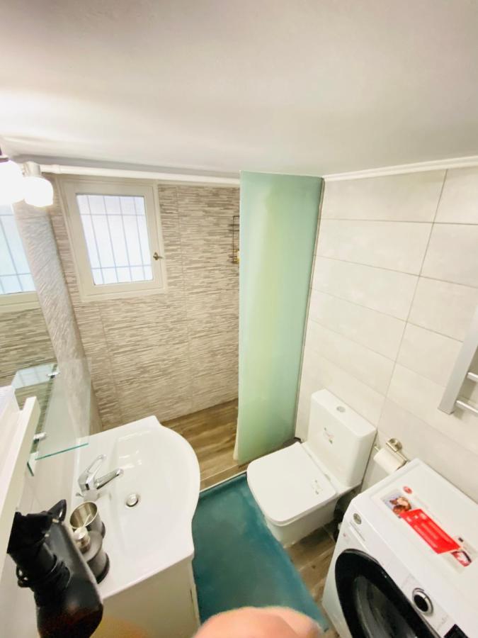 Studio 32M2 Nefitou Metaxa เอเธนส์ ภายนอก รูปภาพ